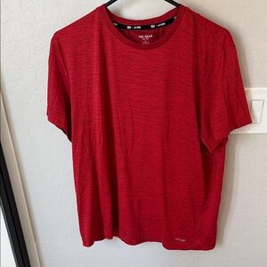 tek gear Men's Short-Sleeve Heathered Red Performance Tee